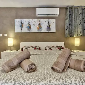 Spinola Court - Stunning Seaview & Penthouse On Spinola Bay By Shortletsmalta Apartment