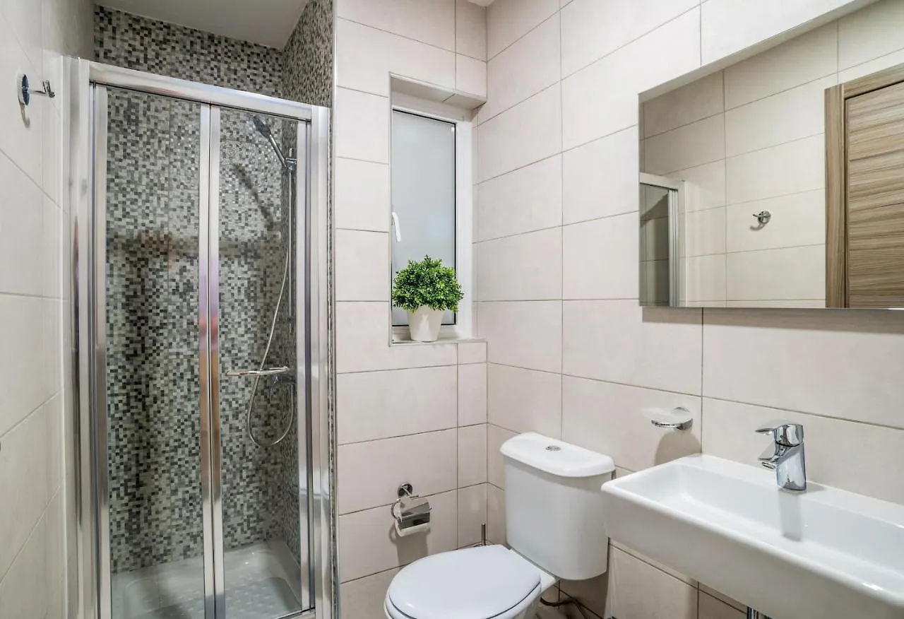 Saint Julian'S Private Penthouse & Terrace Apartment